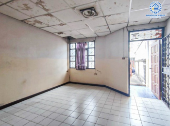 *****ทาวน์เฮ้าส์มือสองย่านนนทบุรี ม.เทพประทาน กาญจนาภิเษก เนื้อที่มากถึง 20.6 ตร.ว. ฟังก์ชัน 2 ห้องนอน 2 ห้องน้ำ 1 ที่จอดรถ ทำเลดี โซนแหล่งชุมชน ใกล้รถไฟฟ้าสายม่วง "สถานีตลาดบางใหญ่" และทางด่วน "ศรีรัช" ราคาถูกสุดในย่านนี้!